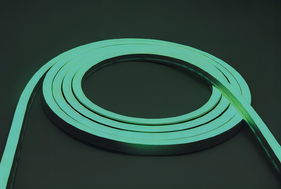 Tubo de silicone flexível à prova d'água flexível flexível para tira de néon