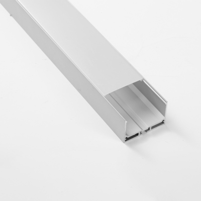 Iluminação suspensa em perfil de Led de alumínio em forma de U Luminária
