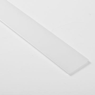 Iluminação suspensa em perfil de Led de alumínio em forma de U Luminária