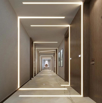 Decoração interna que ilumina o Drywall de alumínio conduzido personalizado da gipsita do perfil